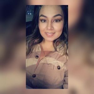 Meet your Posher, Veronica